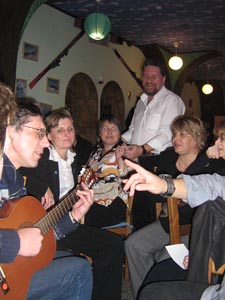 Встреча ветеранов туризма в таверне "Альпийская галка" в 2006 году